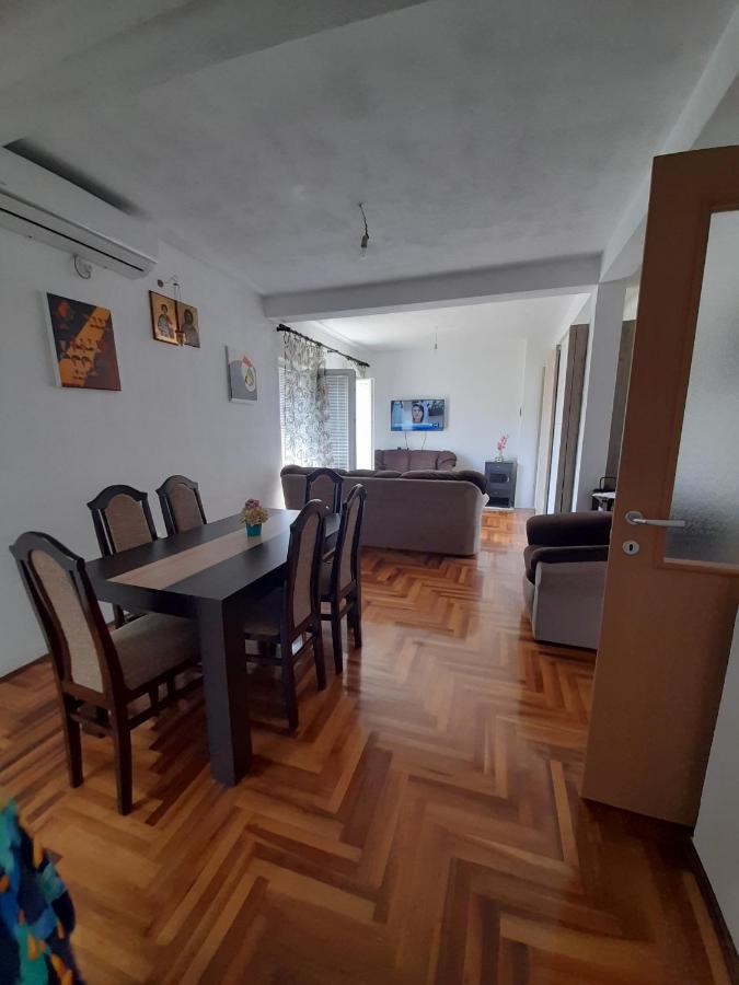 Apartman Boki Τρέμπινιε Εξωτερικό φωτογραφία