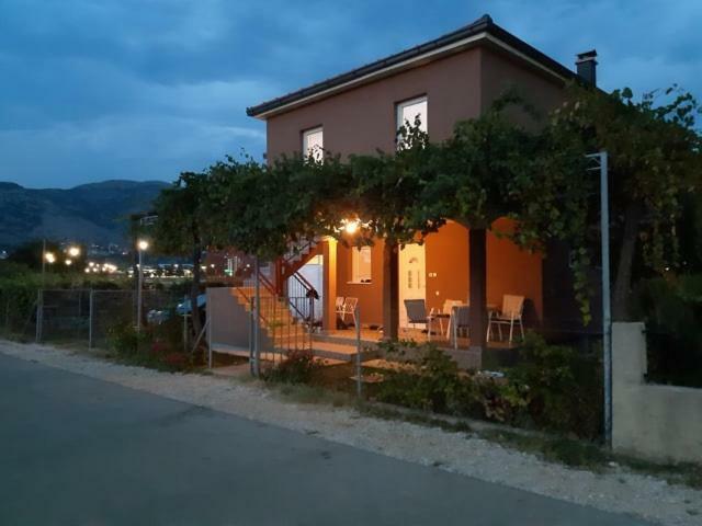 Apartman Boki Τρέμπινιε Εξωτερικό φωτογραφία